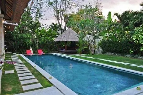 Villa Kebun Seminyak