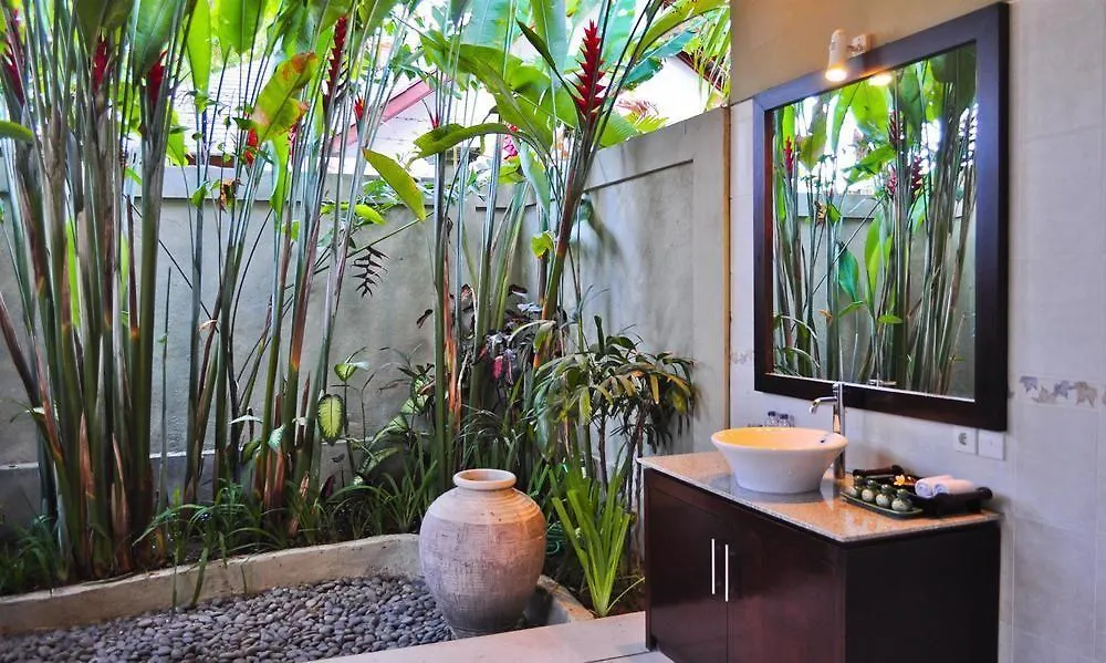 Villa Kebun Seminyak