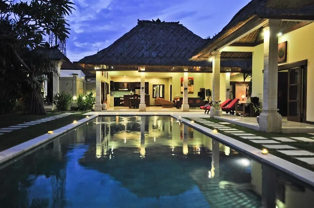 Villa Kebun Seminyak