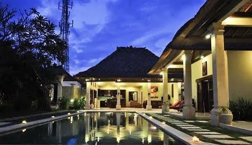 Villa Kebun Seminyak