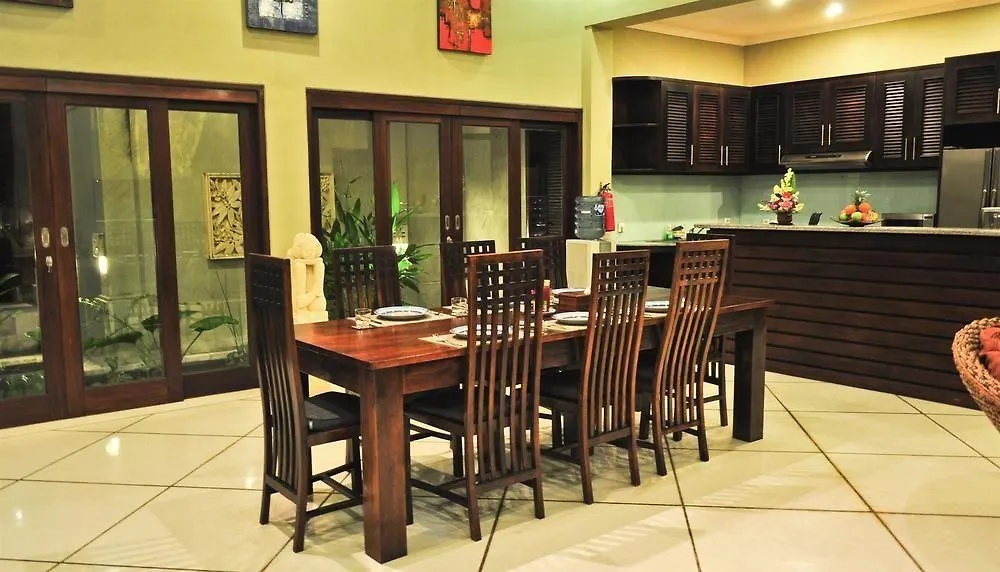 Villa Kebun Seminyak